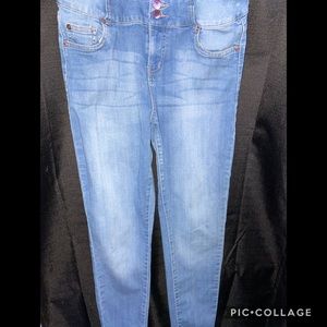 Size 10 womens skinny jeans(feels like leggings)